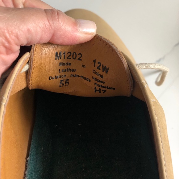 NWOT Men’s rockport tan shoes w/laces - size 12w - Picture 8 of 8